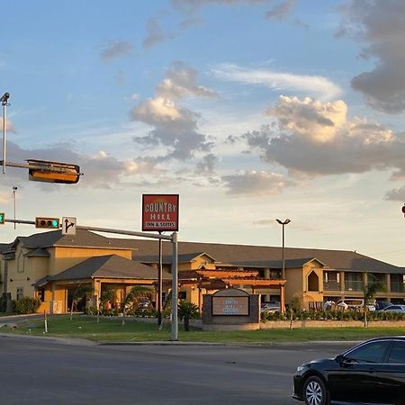 Country Hill Inn & Suite Eagle Pass Exteriér fotografie